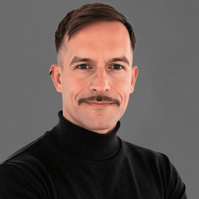 Denis Niezgoda, Chief Commercial Officer of International
